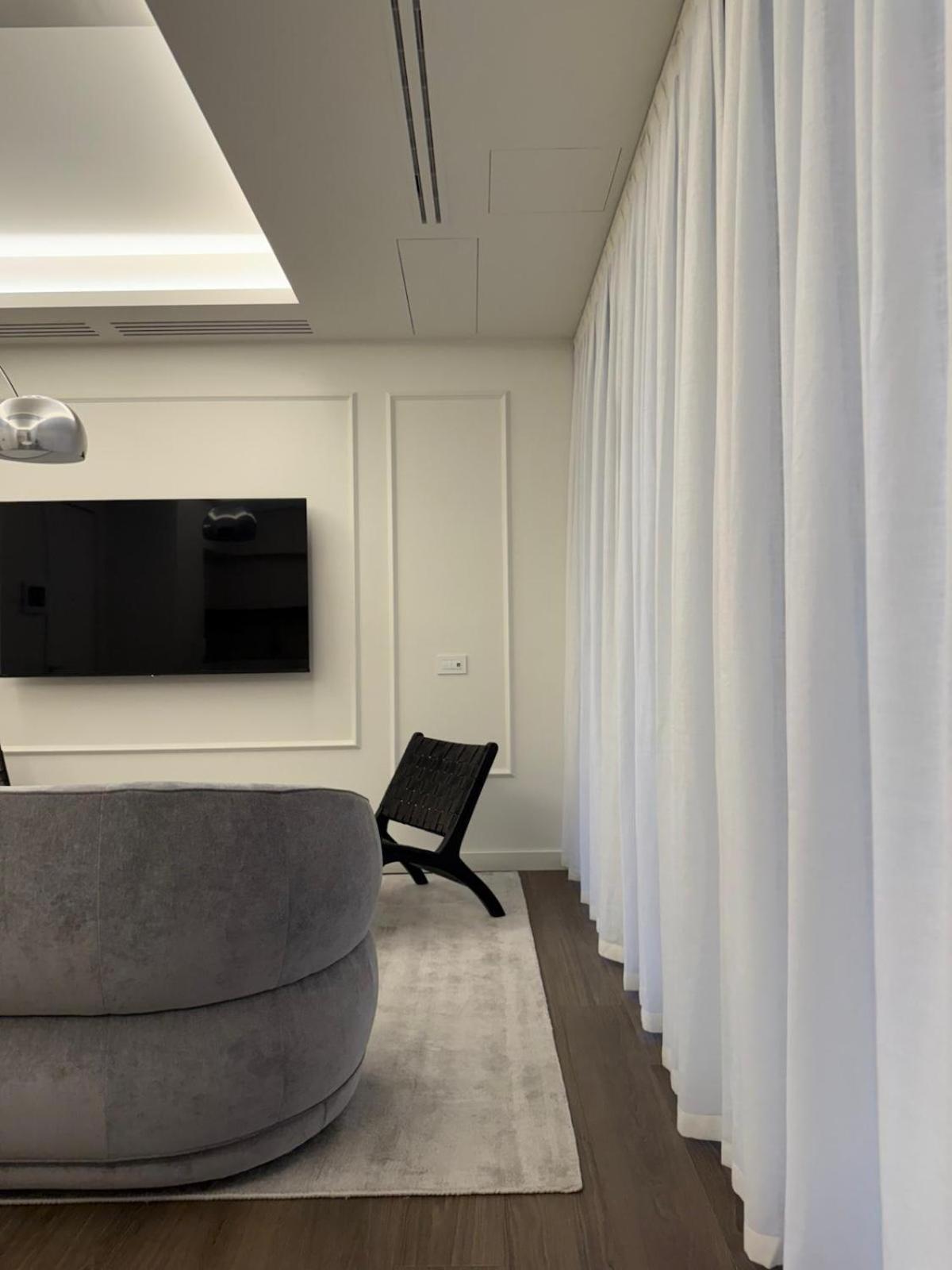 Ando'S Boutique Apartment Milan Luaran gambar