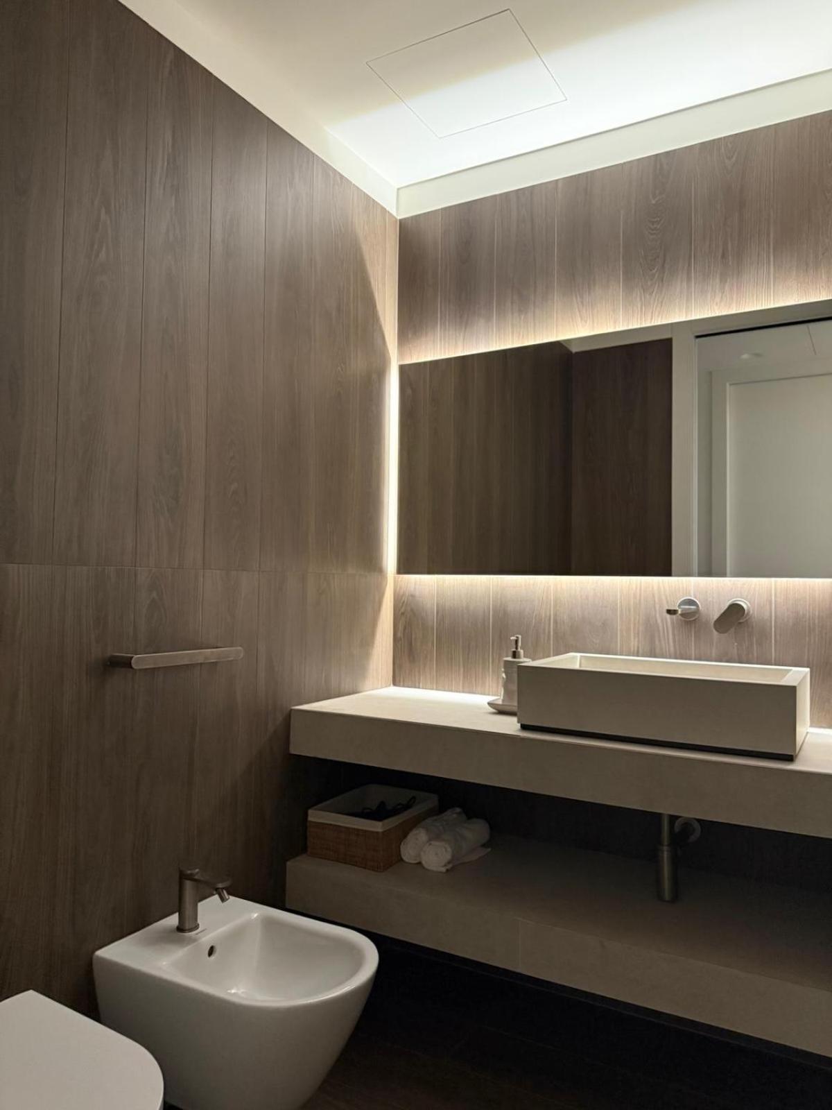 Ando'S Boutique Apartment Milan Luaran gambar
